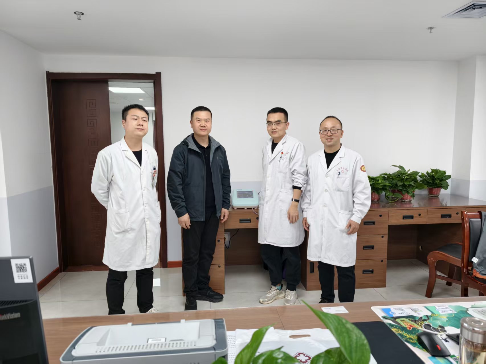 1775179484138834.jpg 4.jpg